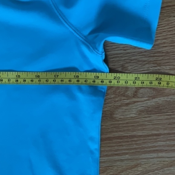 Appleseed’s Mock Turtleneck Tee - Picture 4 of 7